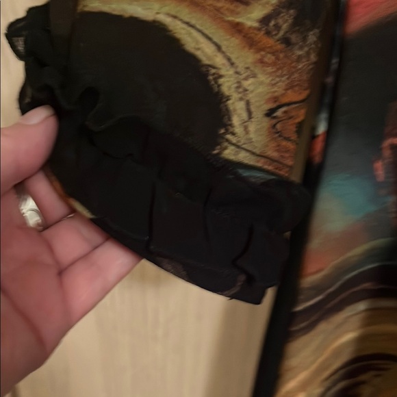 Abstract Print Black Tunic Top - Picture 2 of 10